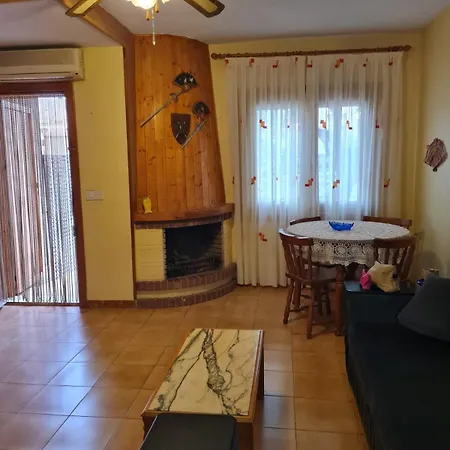 Будинок відпочинку Adosado Unifamiiar Rocasol