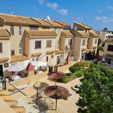 بيت للعطل Adosado Unifamiiar Rocasol *